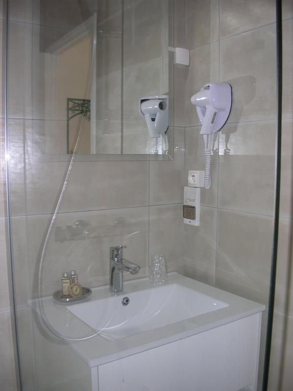 Hotel L'Ecailler La Cotiniere Room photo